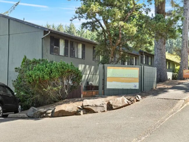 Building Photo - Cedar Crest Townhomes