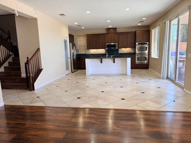 Building Photo - Beautiful Oceanview Hills house