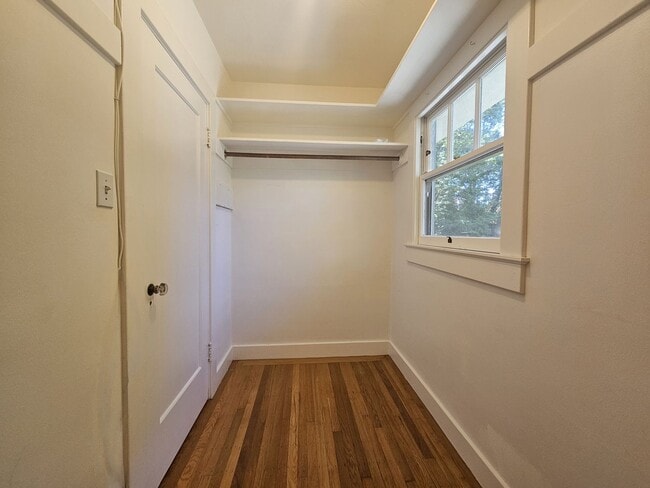 Building Photo - 4-Bedroom Single Family Home in Palo Alto-  lease take over