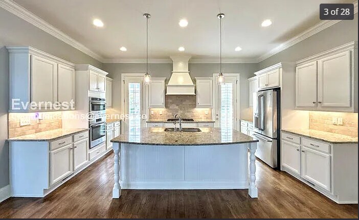 Building Photo - 147 Hobbs Dr