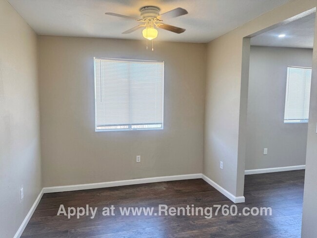 Building Photo - Cozy 2 Bed 2 Bath Home!