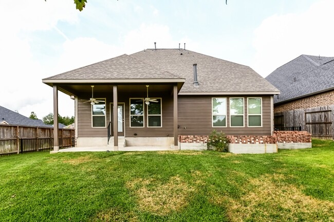 Building Photo - 143 N Greatwood Glen Pl