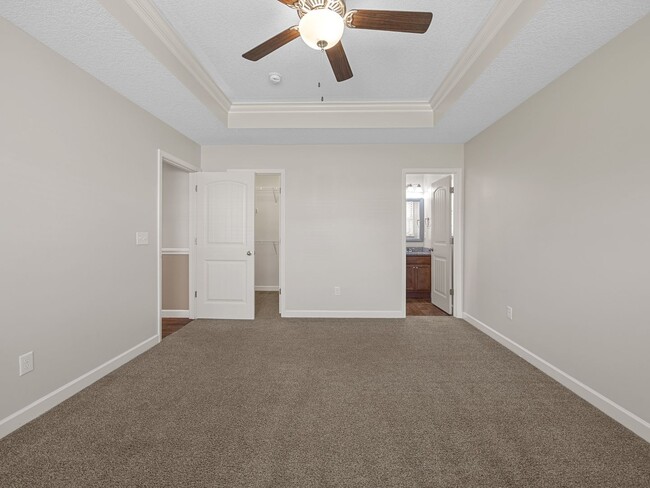 Building Photo - 3BR/2BA Inman Gem with Pool Access & Firep...