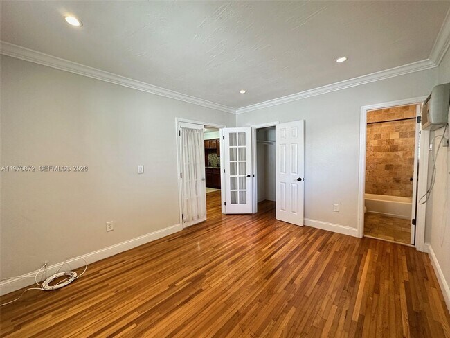 Building Photo - 35 Antilla Ave