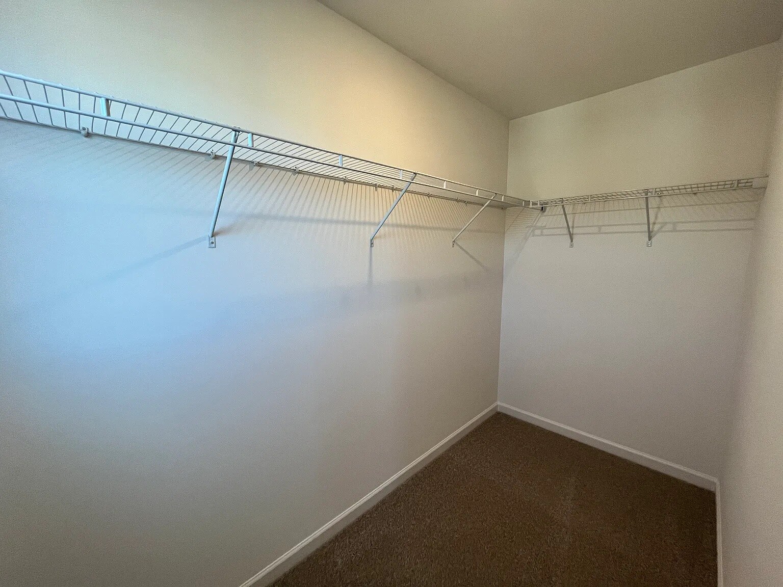 Building Photo - Room in Townhome on Pagebrook Ln