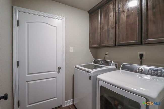 Building Photo - 8107 Preston Hollow Dr
