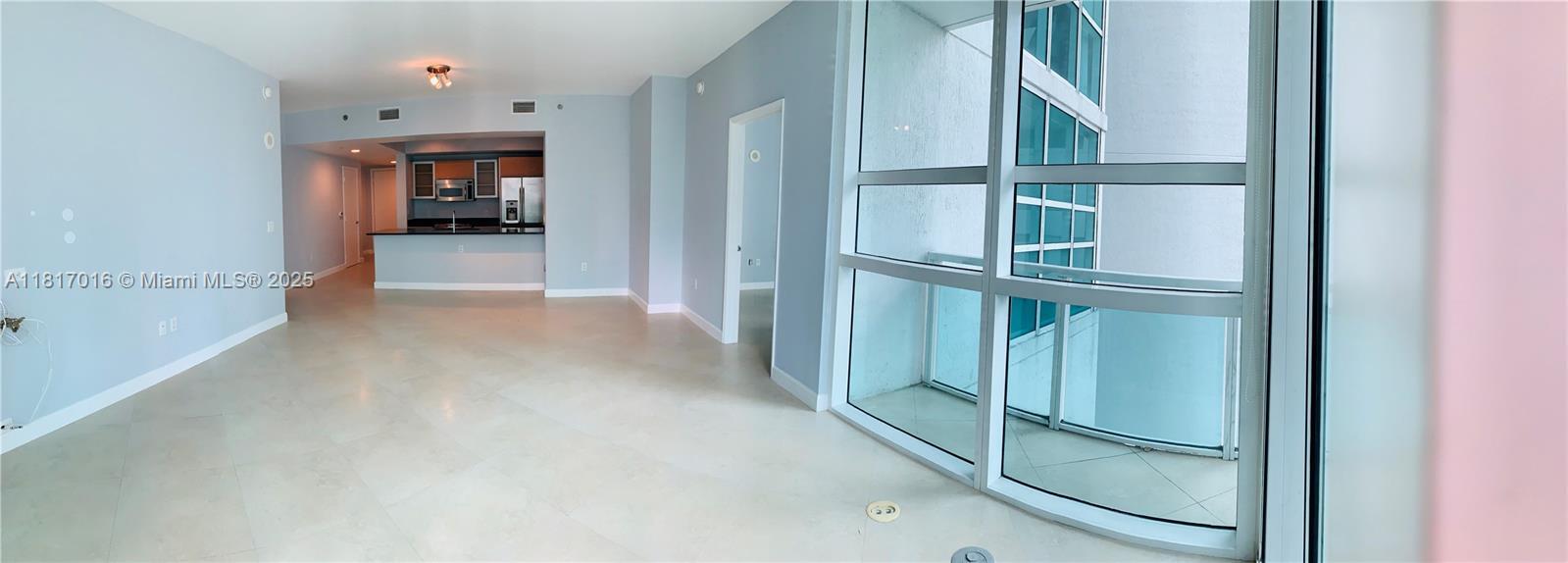 Building Photo - 951 Brickell Ave