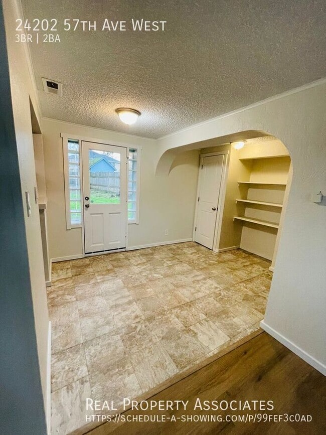 Building Photo - 24202 57th Ave W