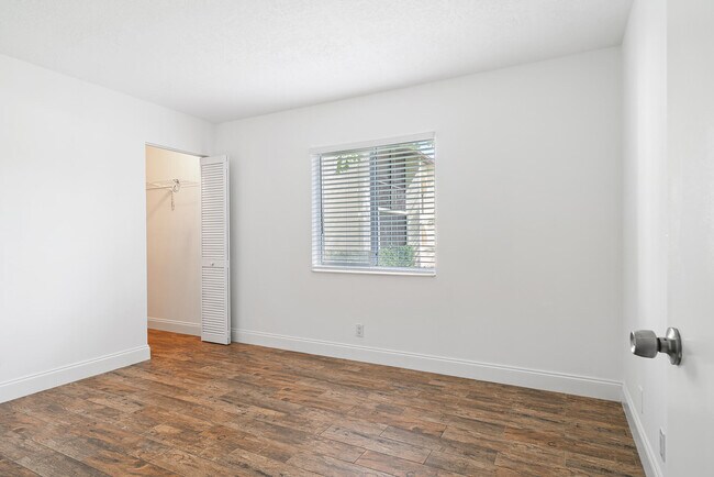 Building Photo - 4995 Sable Pine Cir