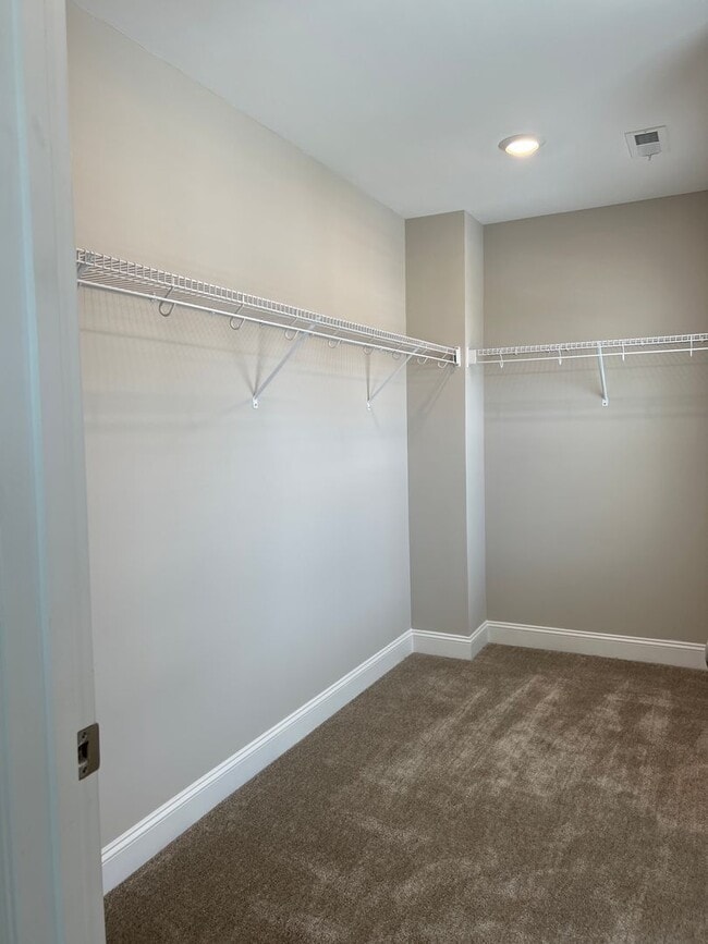 Building Photo - Coming Soon - Beautiful Home in Benson!