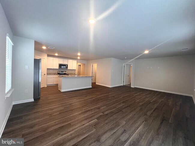 Building Photo - 359 Toulouse Ln