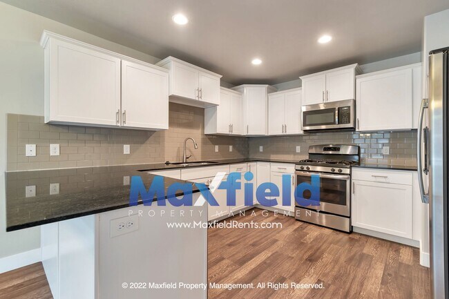 Building Photo - LEASE SPECIAL - 3BD, 2.5 BA, 2GA Draper townhome with super fast fiber internet