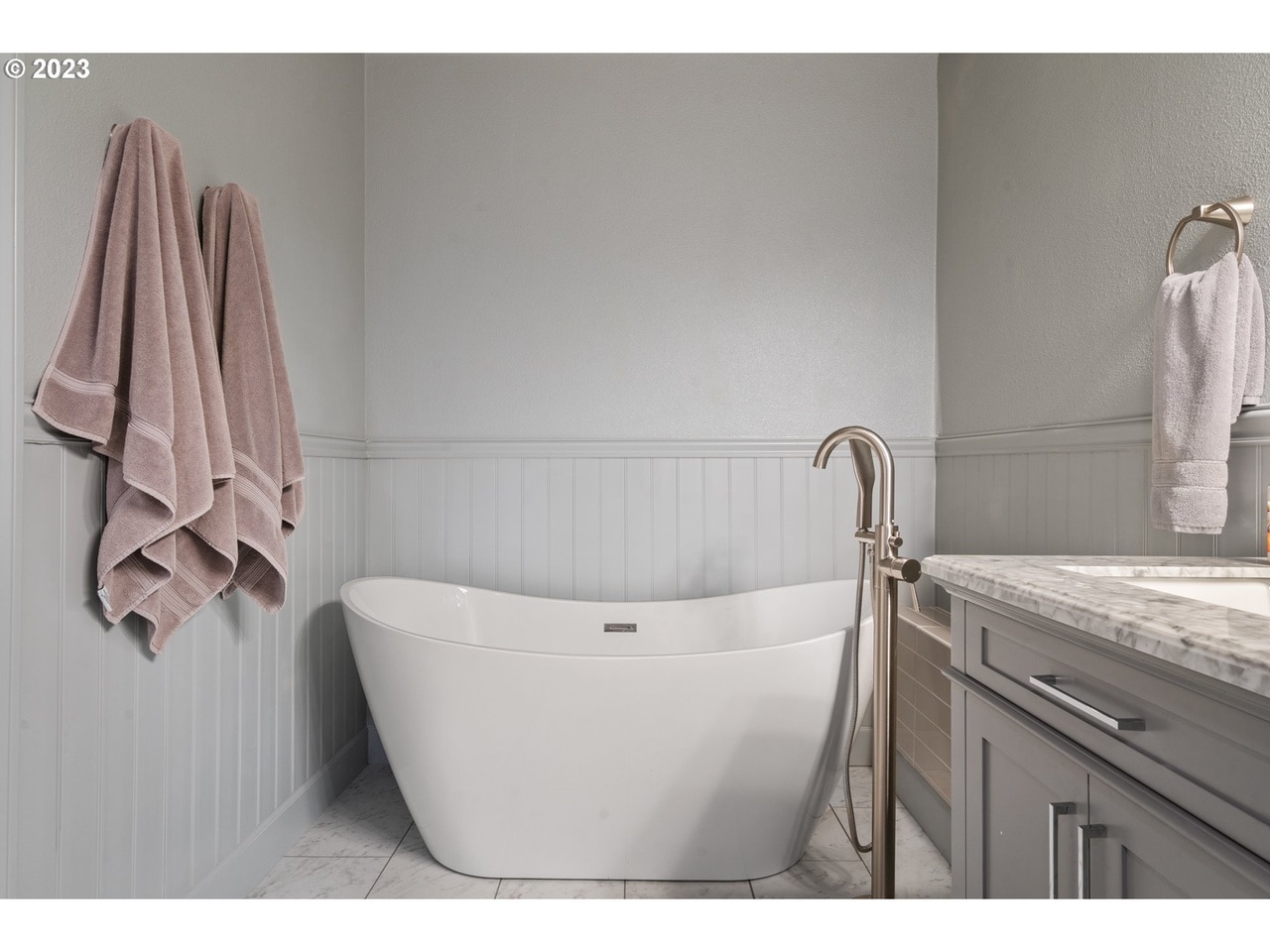 Building Photo - 3509 NE 80th St