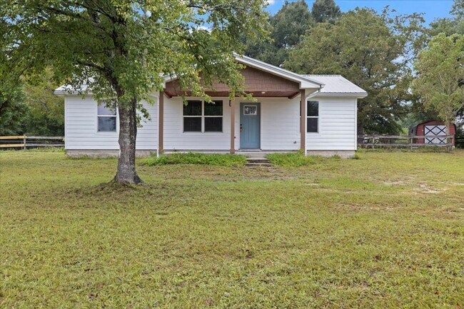Building Photo - AVAILABLE 9/19!! 3bed/2bath with flex spac...