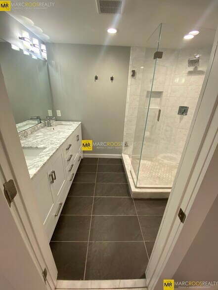 Building Photo - 469 Massachusetts Ave