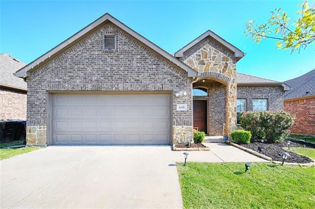 Primary Photo - 640 Teakwood Dr