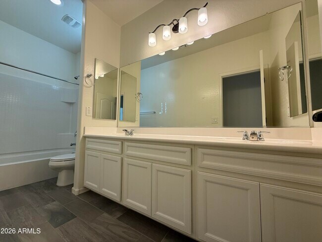 Building Photo - 4377 E Toledo St