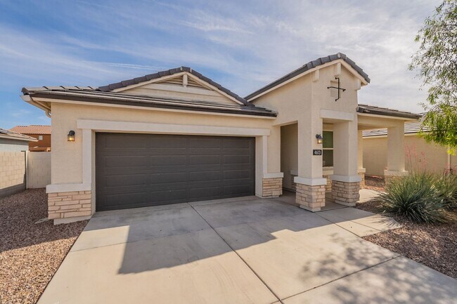 Building Photo - Wonderful New-build!