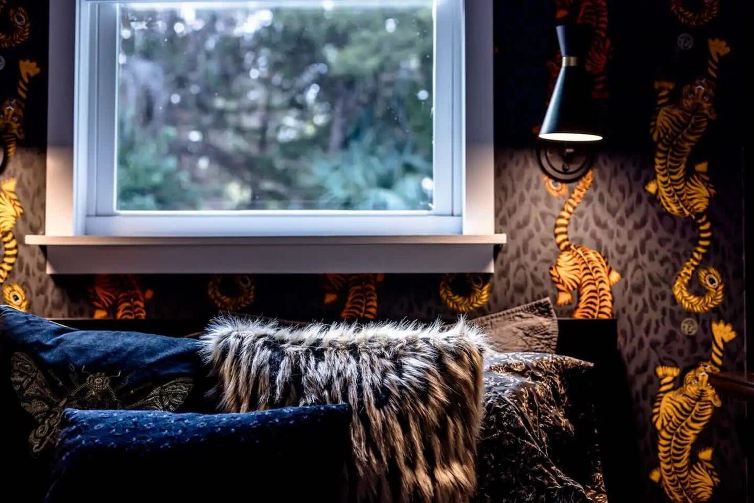 Building Photo - 205 Third Street Southeast-SI ID1502045P