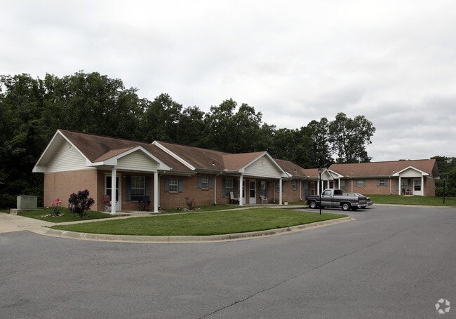 Primary Photo - Woodland Hills