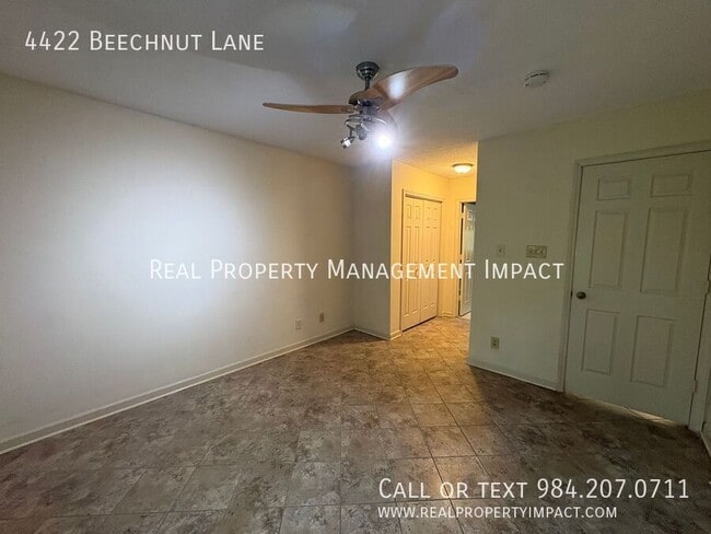 Building Photo - 4422 Beechnut Ln