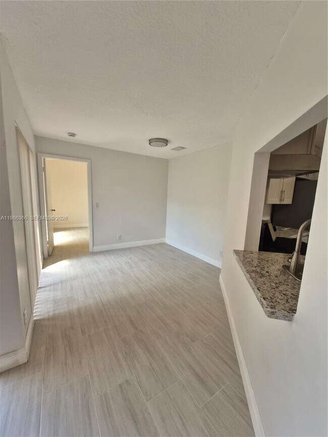 Building Photo - 17316 NW 63rd Ave