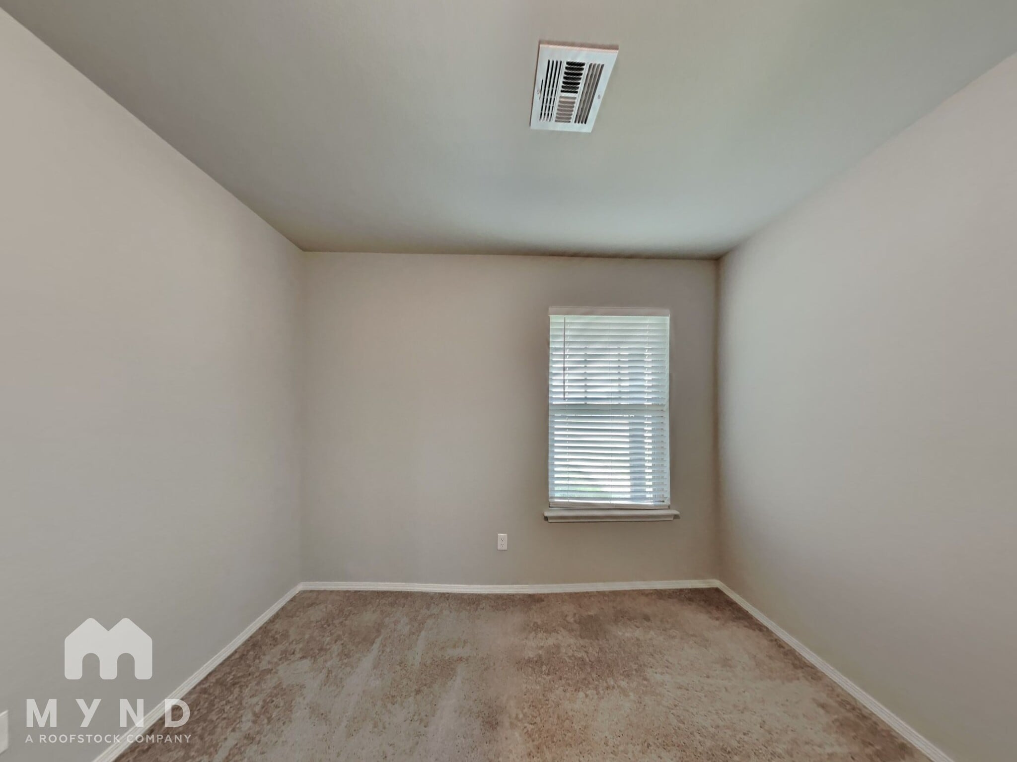 Building Photo - 6615 S 18th Pl
