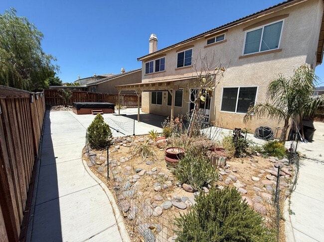 Building Photo - 9093 Seal Beach Dr