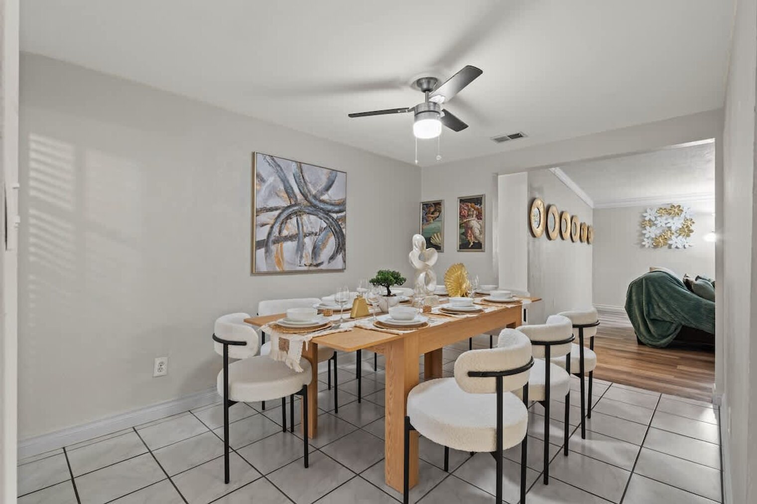 Building Photo - 10150 Sierra Madre Rd