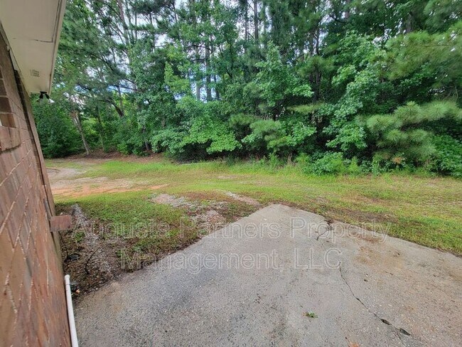Building Photo - 139 Stoneybrooks Pl