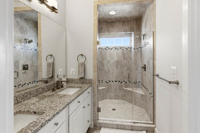 Building Photo - 5917 Glen Willow Wy