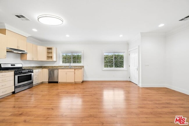 Building Photo - 14654 Gault St