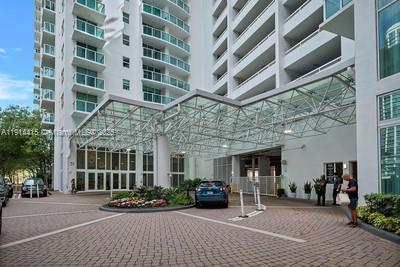 Building Photo - 31 SE 5th St