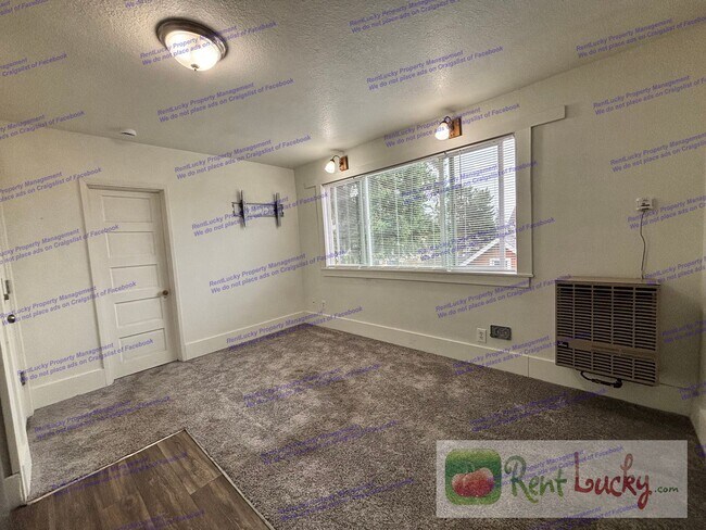 Building Photo - Singh Tacoma 4-Plex