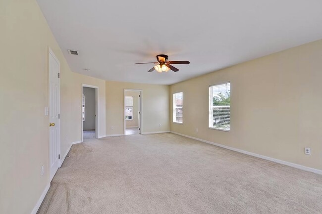 Building Photo - 15048 Perdido Dr