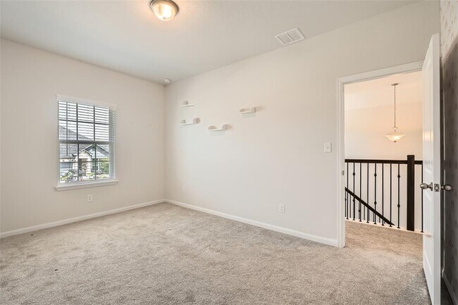 Building Photo - 658 Cherrystone Loop