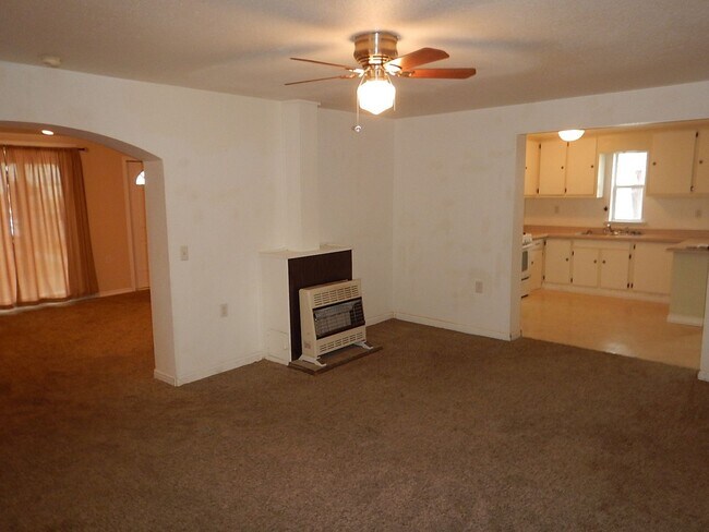 Building Photo - 0467