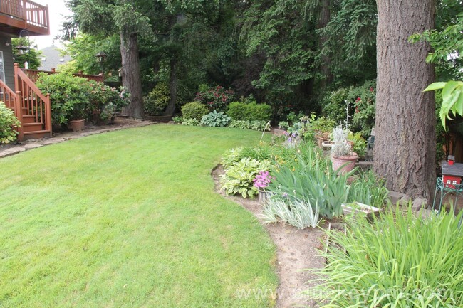 Building Photo - REDUCED $200!!   3-4 Bed, 3 Bath Camas Hom...