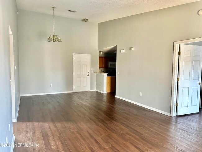 Building Photo - 9595 Amarante Cir