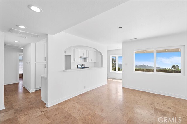 Building Photo - 2813 Chateau Way