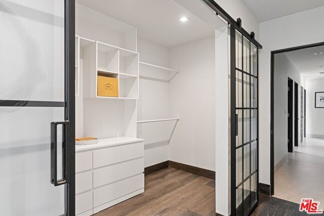 Building Photo - 2301 Donella Cir