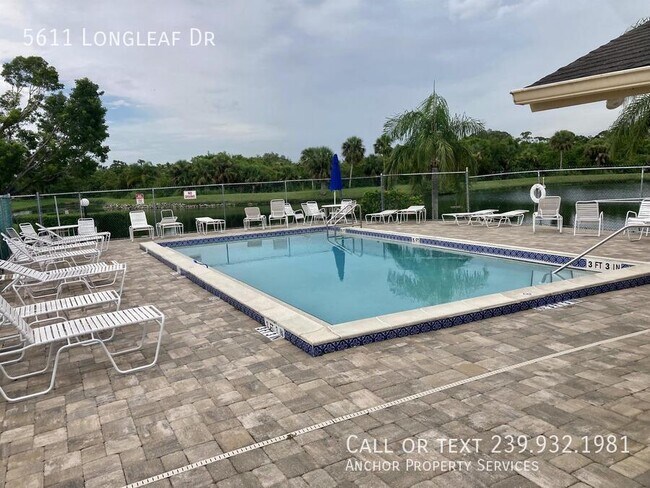 Building Photo - 5611 Longleaf Dr