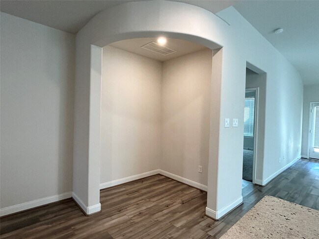 Building Photo - 4326 Pale Fox Ln