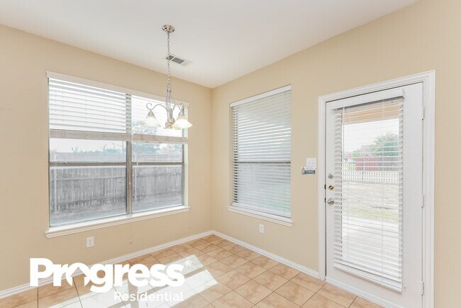 Building Photo - 12701 Campolina Way
