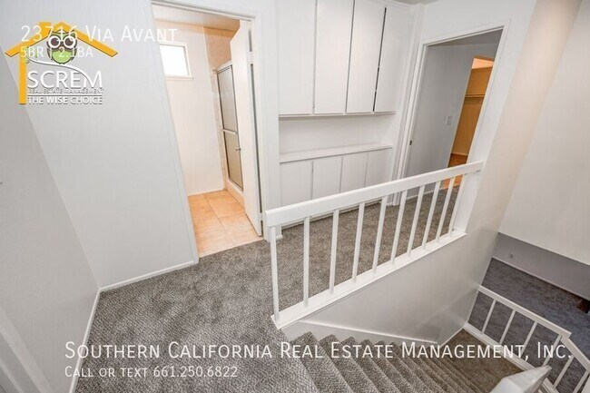 Building Photo - 23716 Vía Avant