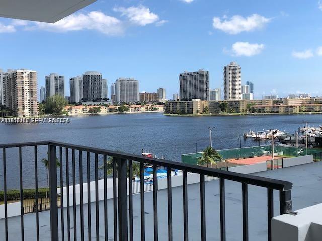 Building Photo - 2780 NE 183rd St