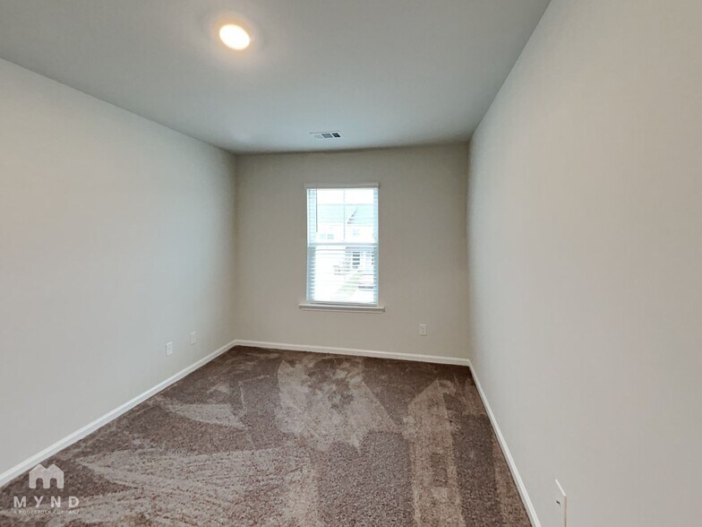 Building Photo - 45 Brown Thrasher Ct