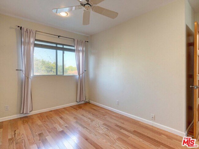 Building Photo - 2912 11th St