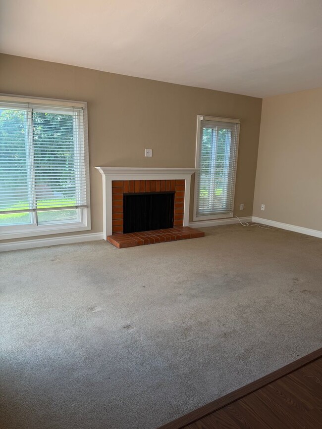 Building Photo - 2313 Caminito Estero