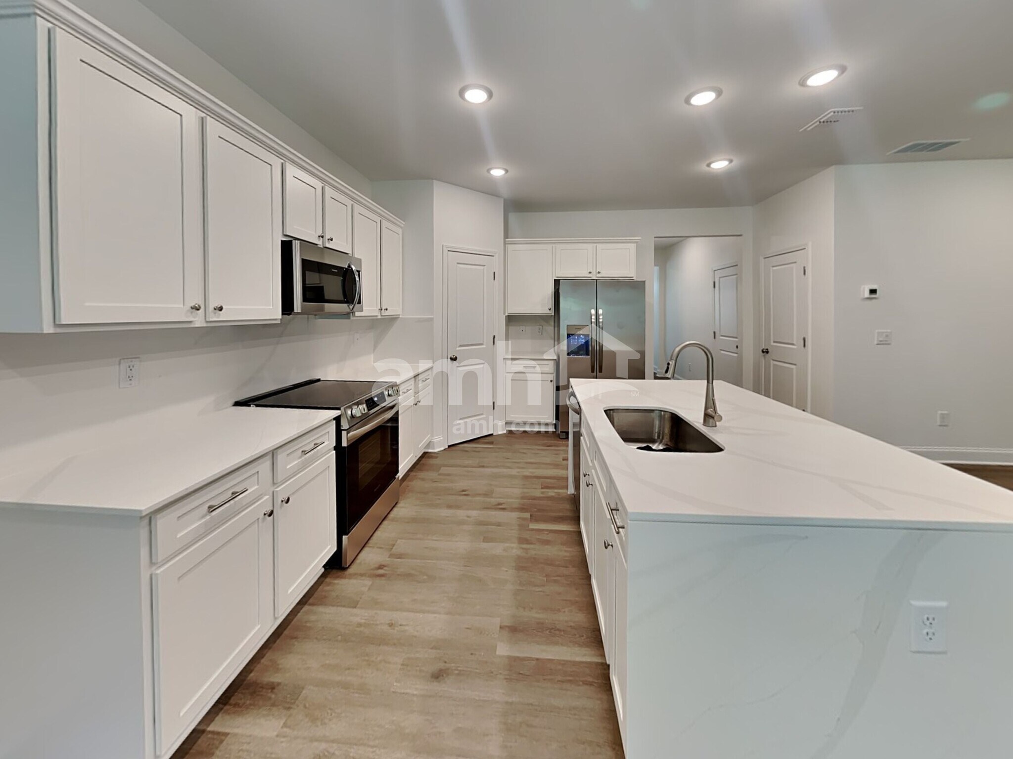 Building Photo - 1555 Soapstone Rd